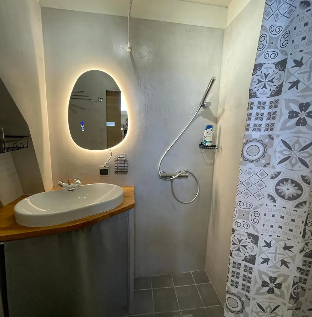 Superbe Mini-Duplex Apartment Paris