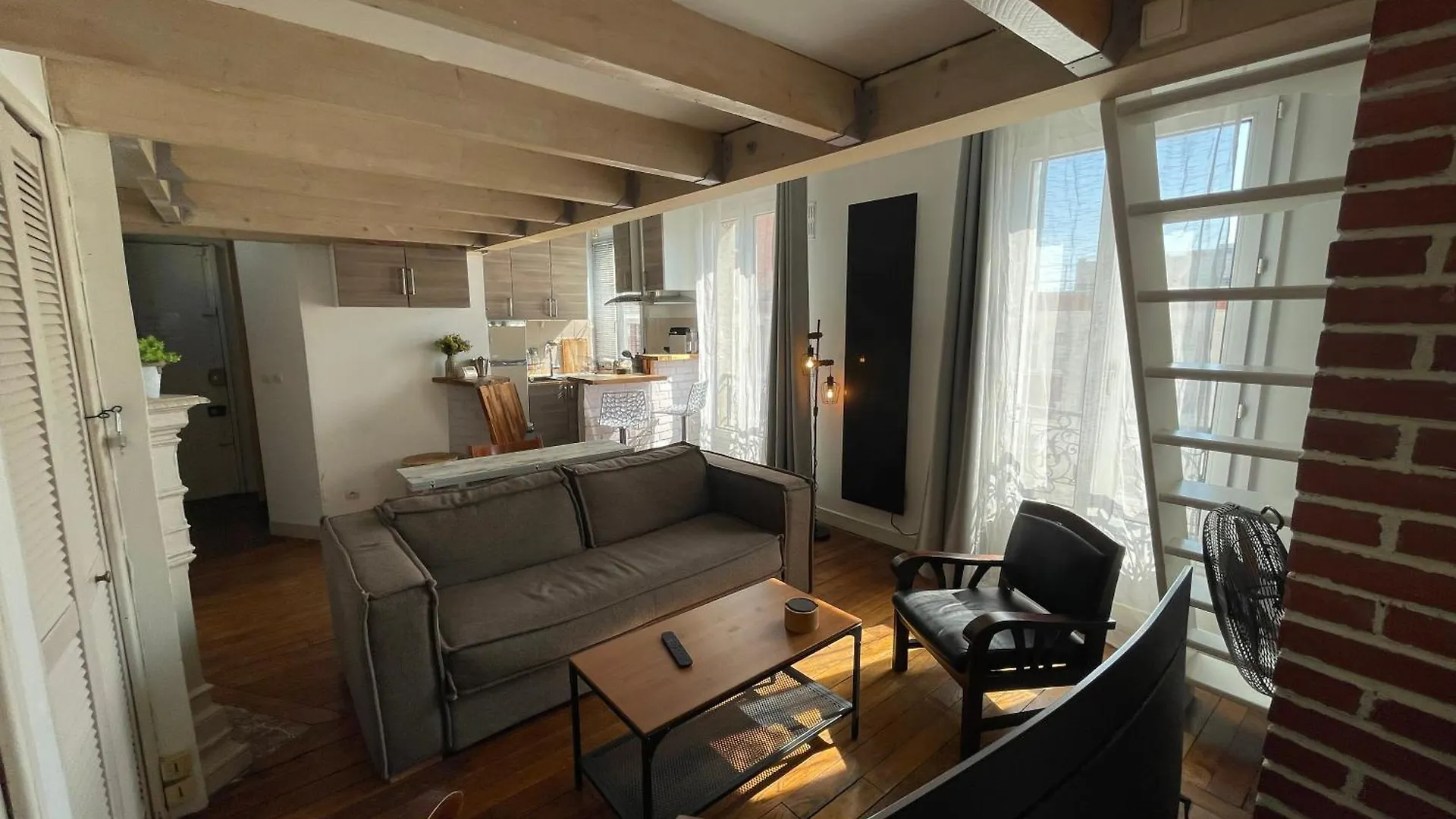 Superbe Mini-Duplex Apartment Paris